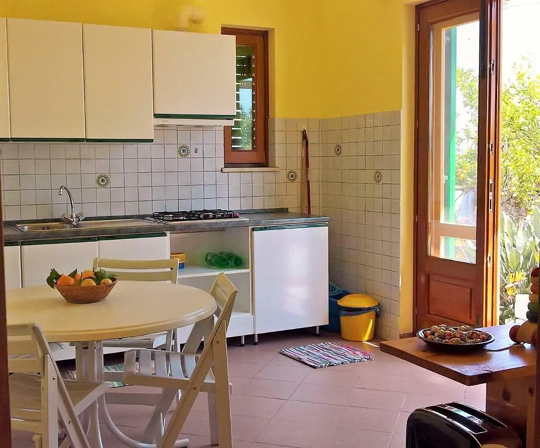 Seafront Apartments Garden House Taormina 0*,  Włochy