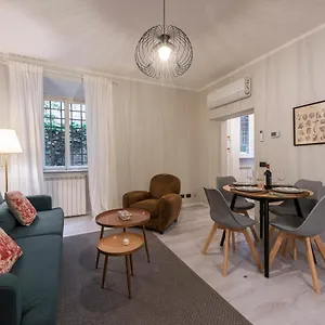 https://galli-tassi-60.it-tuscanyhotel.com