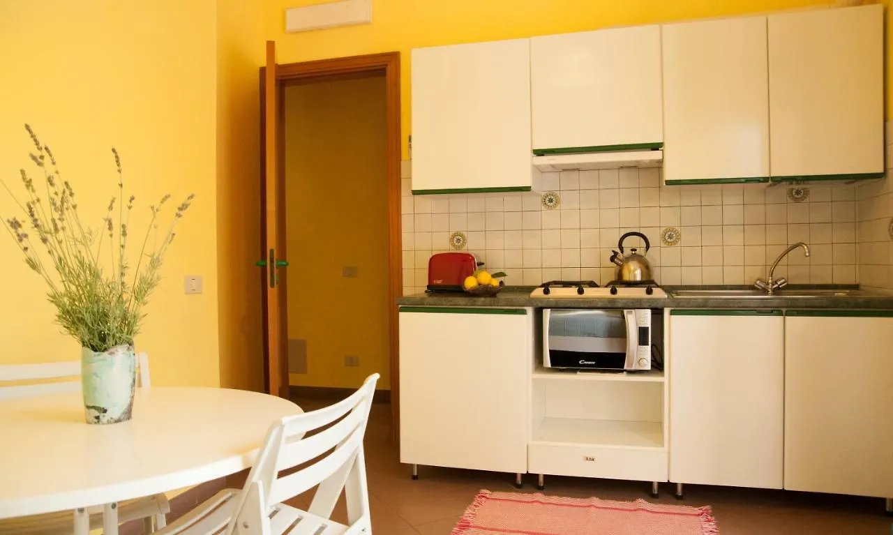Seafront Apartments Garden House Taormina
